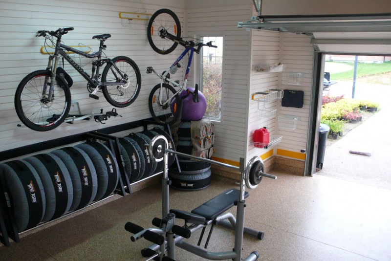 Хранение шин и велосипедов в гараже