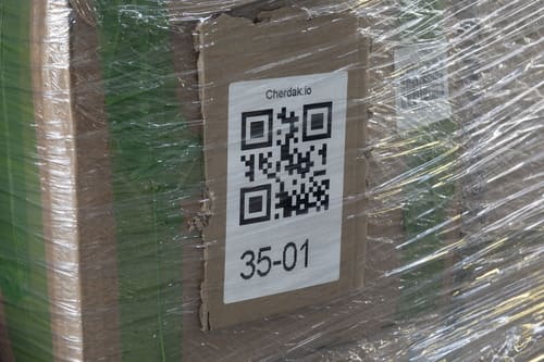Использование системы QR-кодирования при хранении вещей на складе Чердака